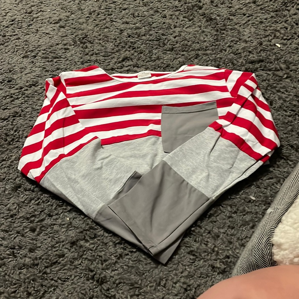 Boutique shirt size xl